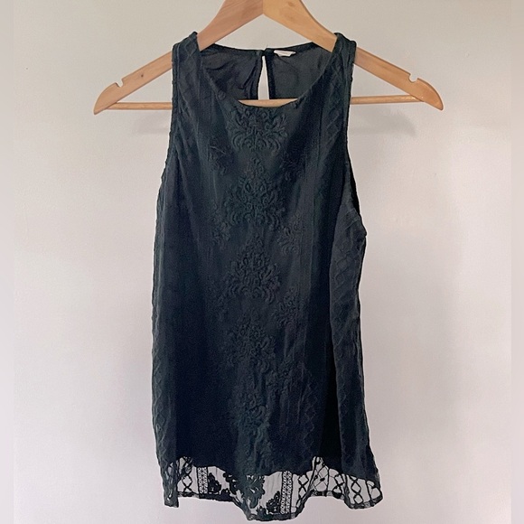 Old Navy Tops - Old Navy Green Top Size M ‼️FREE SHIPPING‼️